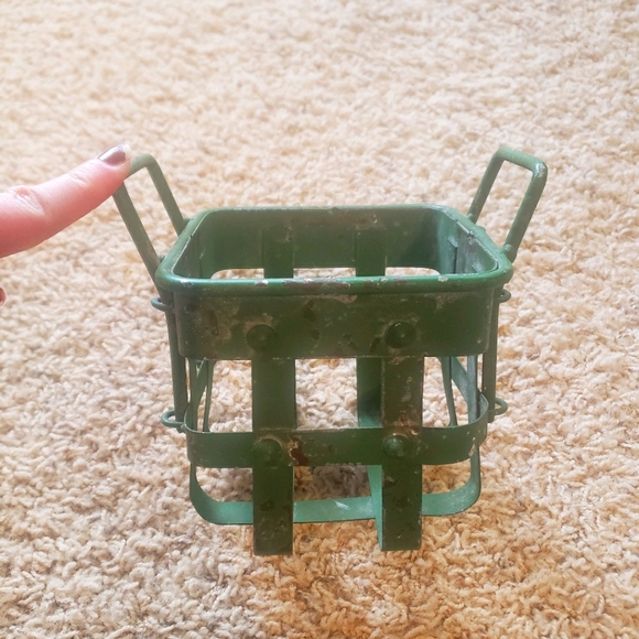 🌵 Rustic Metal Farmhouse Basket 🌵